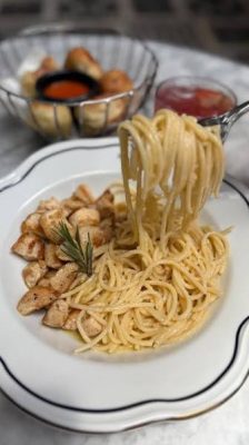 Chicken carbonara - Blissful Bakers
